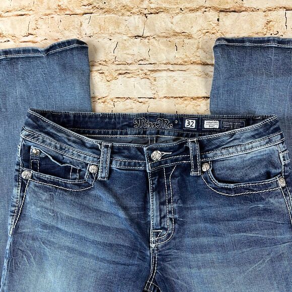 Miss Me Embellished Rhinestone Pocket Jeans sz 32 - Picture 3 of 6